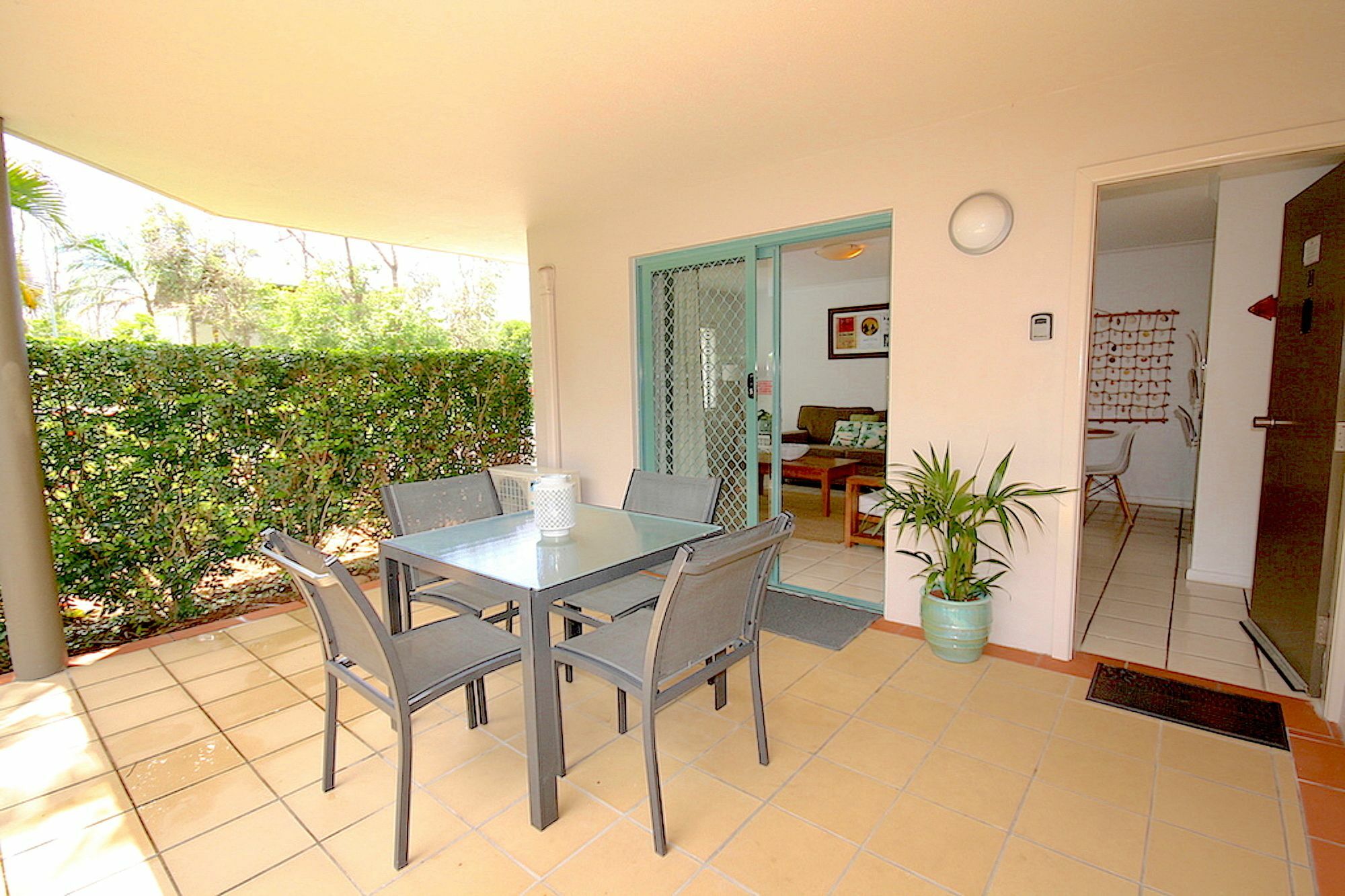 Aparthotel Cossies By The Sea Byron Bay Esterno foto